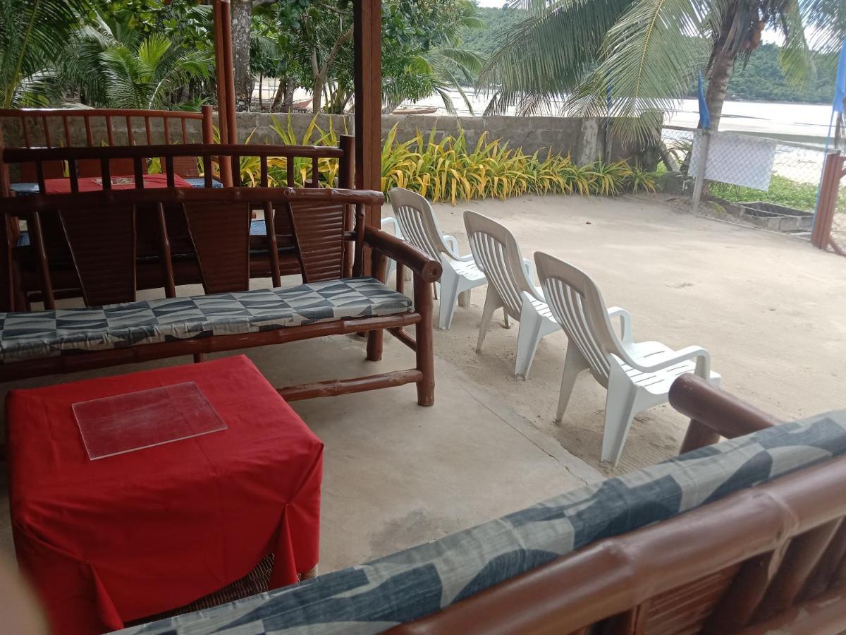 Bucana Beachfront Guesthouse El Nido Esterno foto
